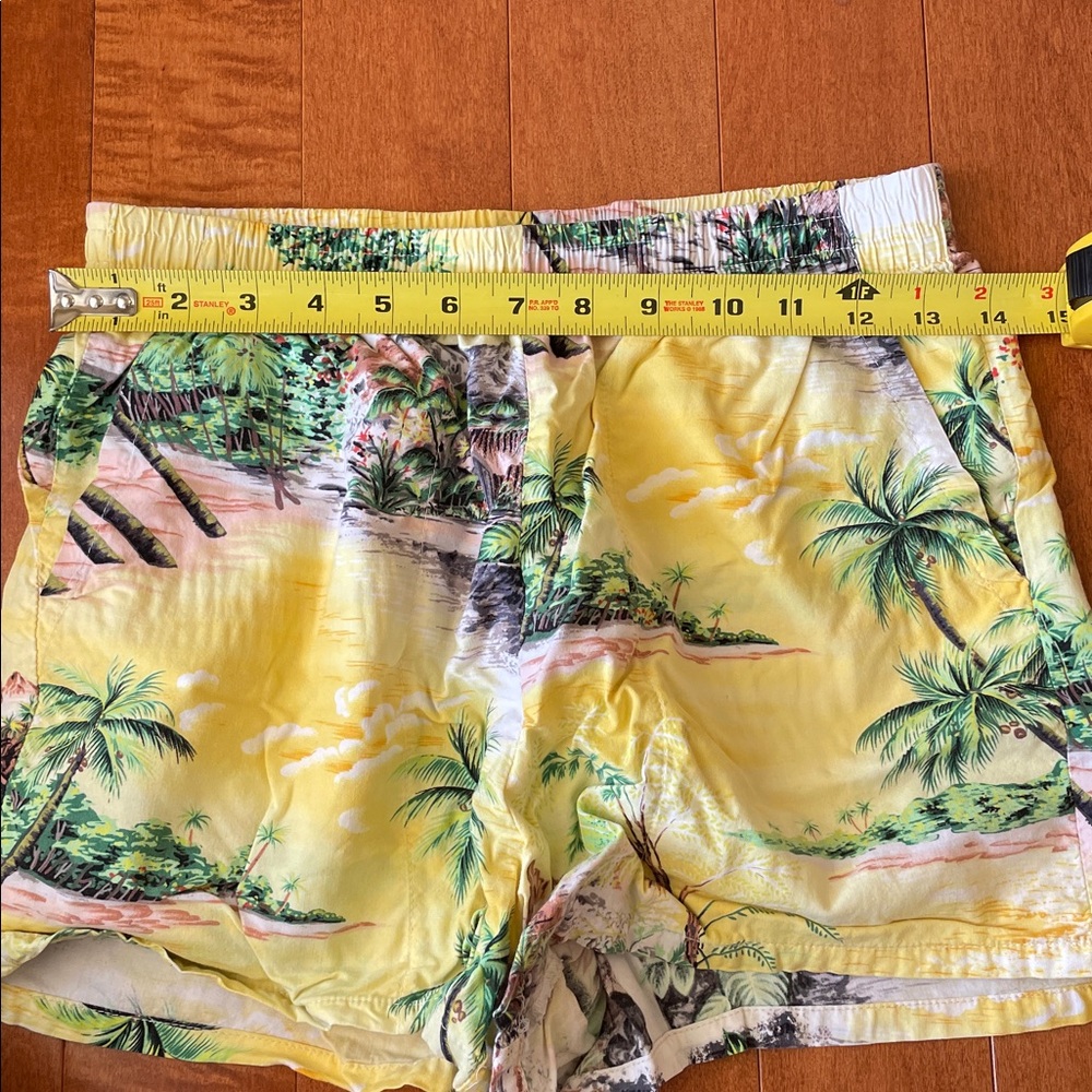 Tropical Print Yellow Shorts - Picture 6 of 6